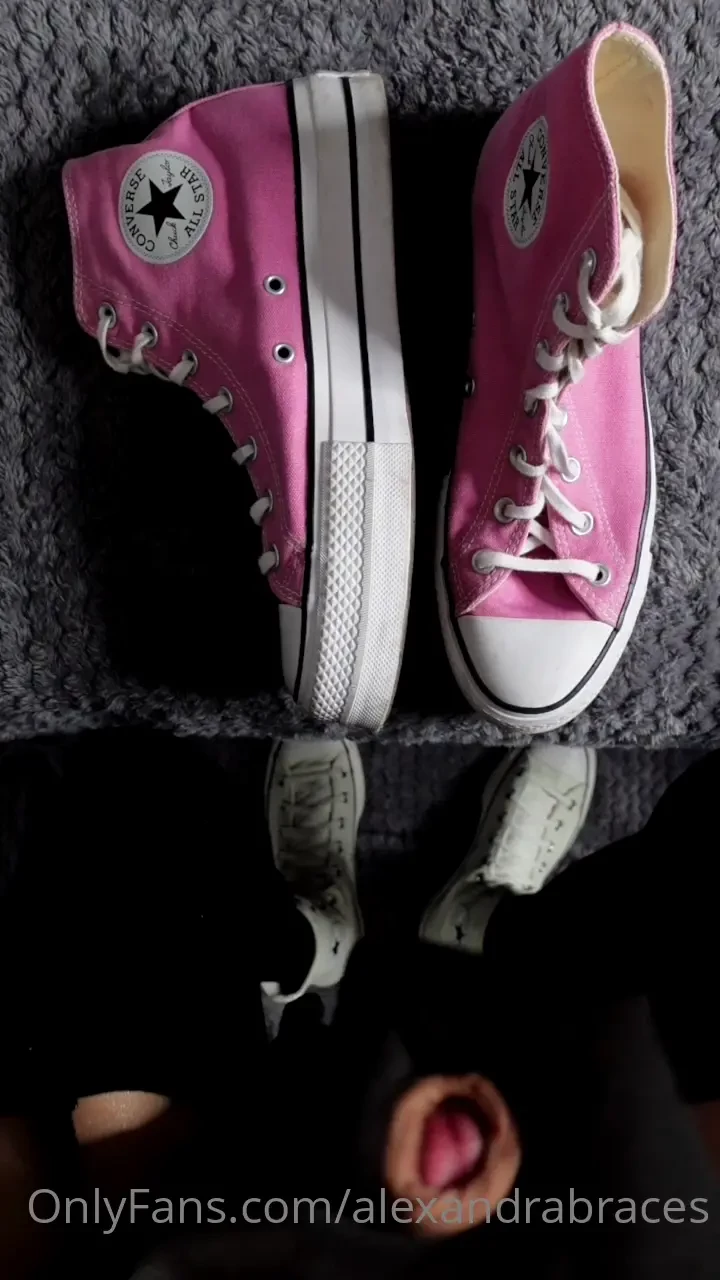 Here s my final tribute to my beloved converse sneakers soon they will 