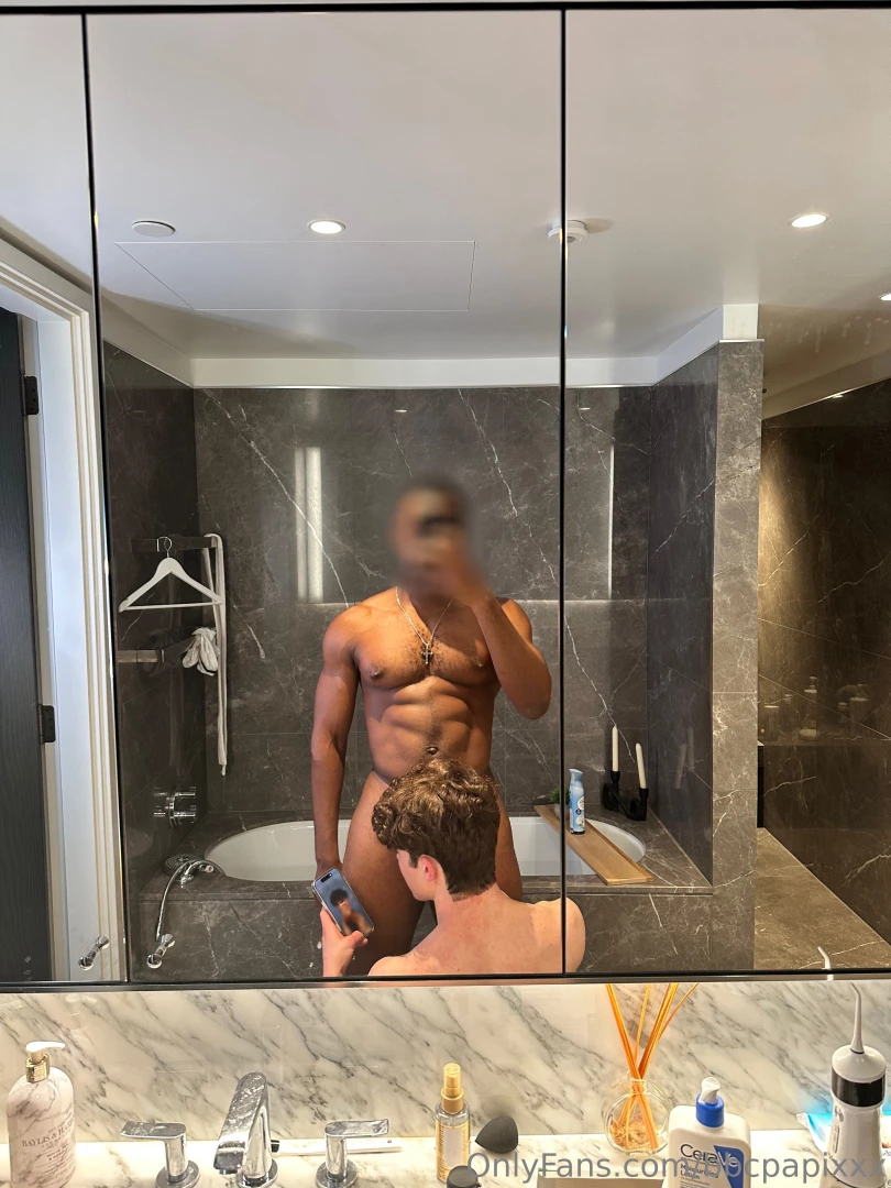 Made j0aotorres get on his knees for me 