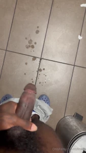 Took a little stall bathroom break i was just waiting for someone to part 1