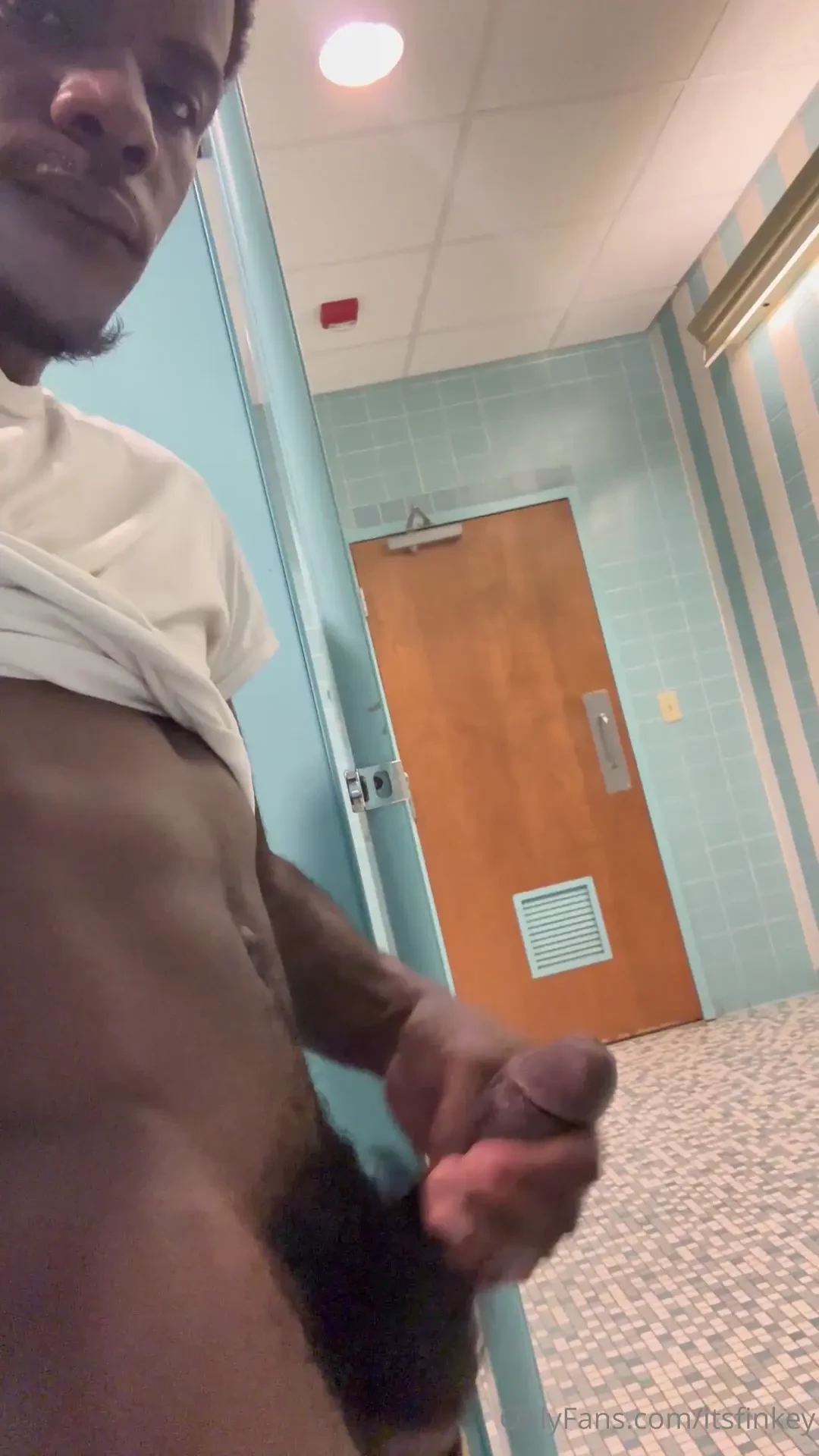 A lil public bathroom play tried my best to hold it in 