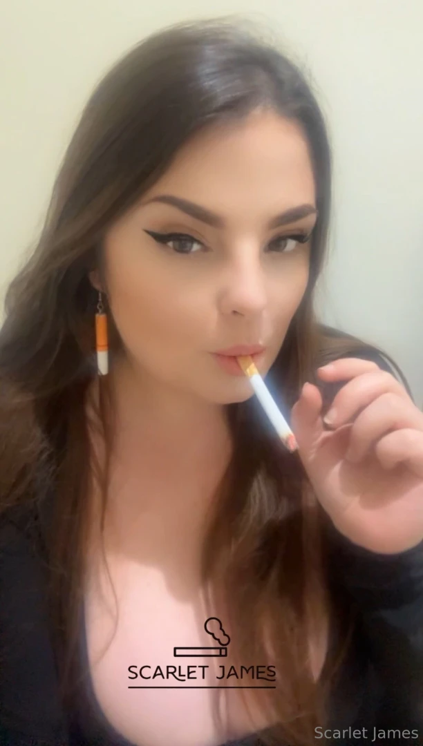 Whoever got me these cute earrings please let me know there wasn t a part 1 