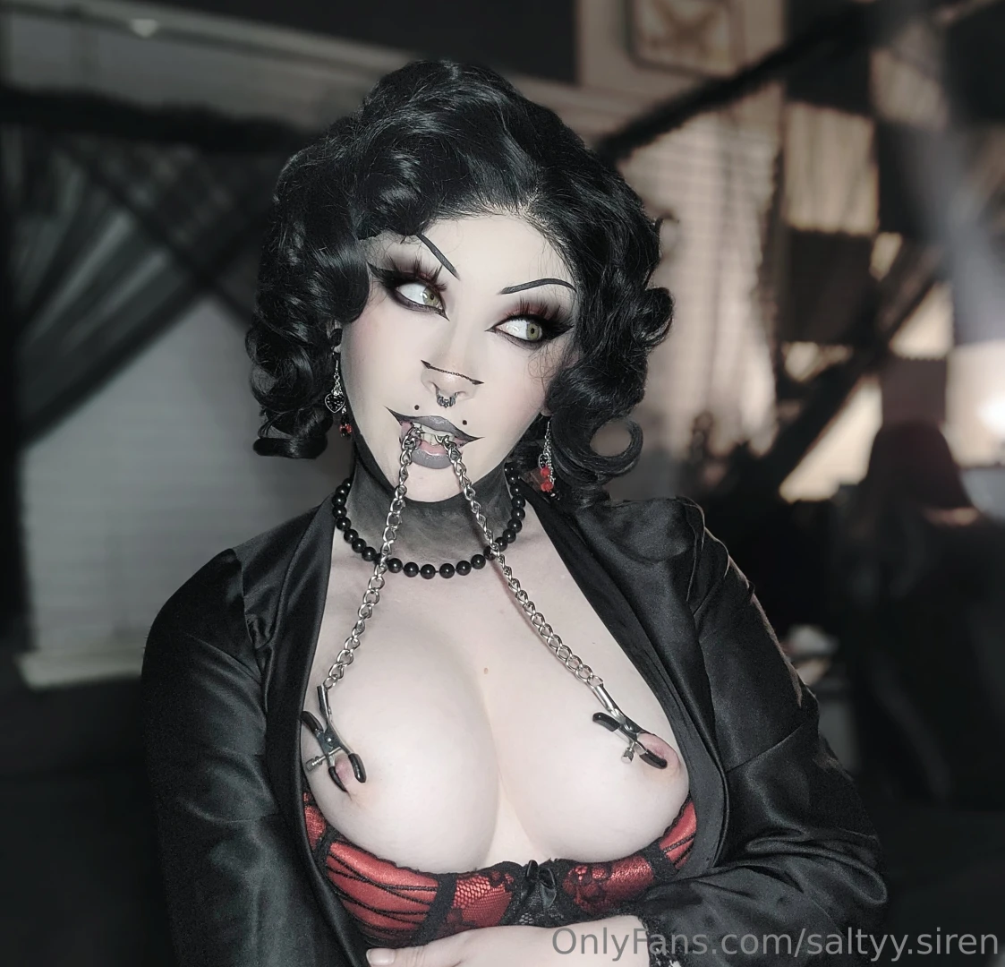 Well it s the new year i lost my photographer editor so i ve been 