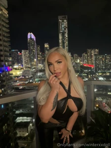 This view s nice but i know what you d rather be looking at