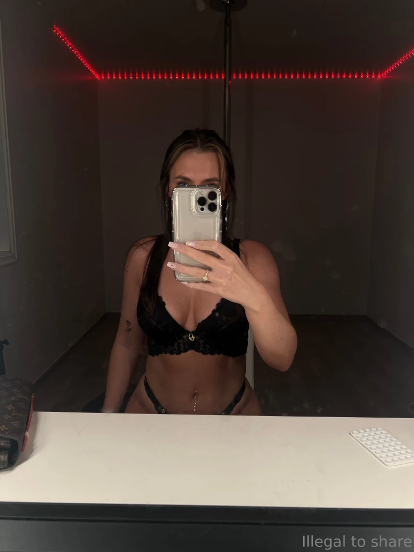 Kanskje jeg skal kj re ny live igjen de neste dagene send meg en dm 