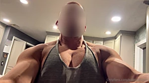 Do you want your king to bulk or cut