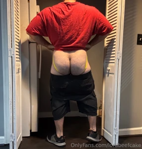 I love hump day it feels great to give these beefcakes some air