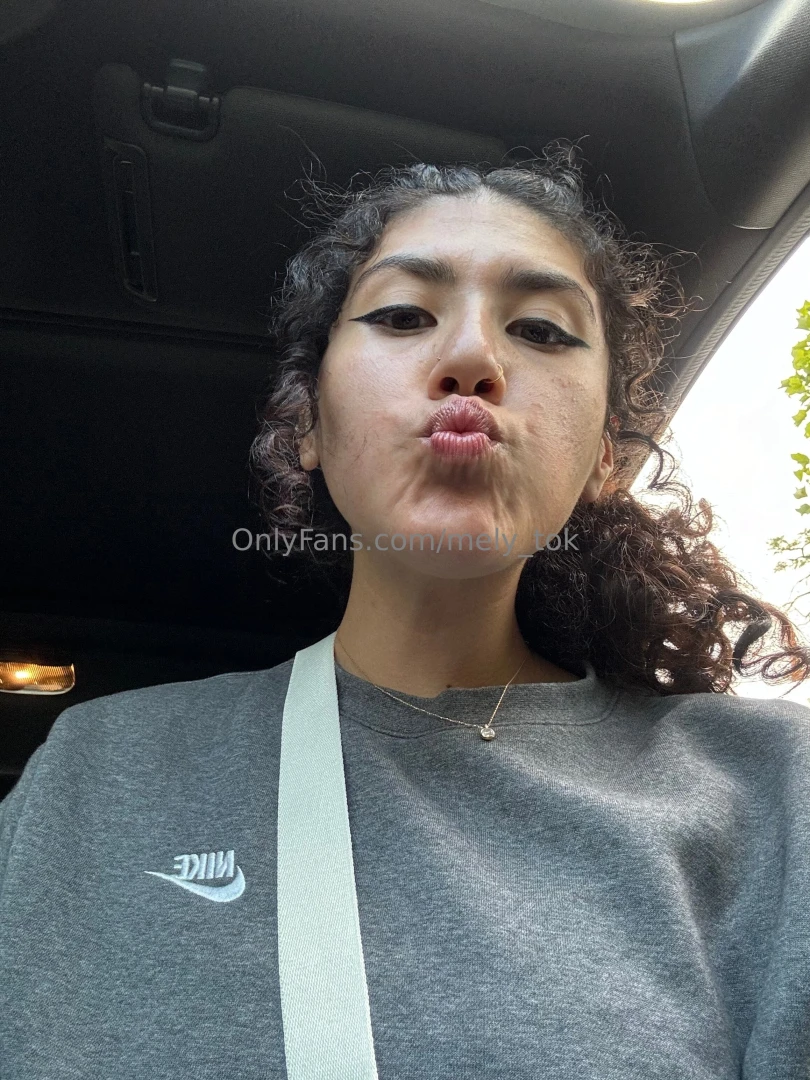 I need a kiss and a hug rn 