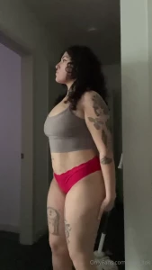 Been feeling a lil icky about my weight lately but i need a second