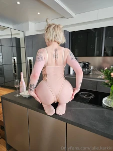 Haluutko ett kokkaan sulle jotain illalliseks vai maistuisiko