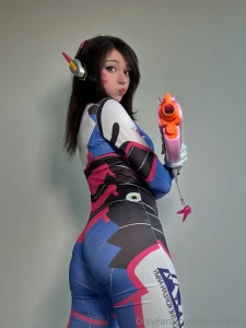 Hands up rn or i ll do bad things to you