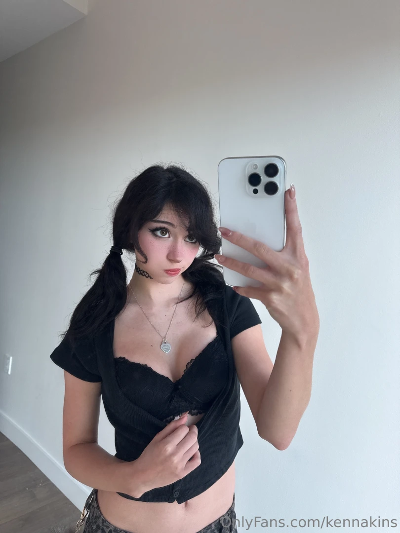 Can u resist these puppy eyes 