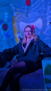 Yay 200 followers this many eyes on me let s get naughty thank you to