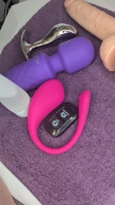 Watch me edge myself in the shower while my shirt is soaking wet my