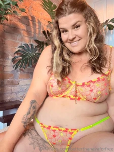 I want to make your sunday the best it can be so dm me