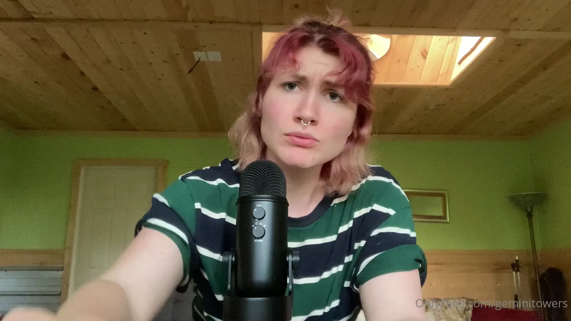 Are you ready for our date buggie no no problem let me put some makeup 