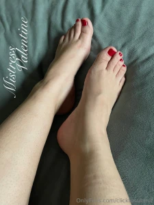 Thank you to my beta who paid for his goddesses pedicure you chose a