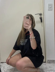 I hate my ex so much but his shirt feel so comfortable lolll