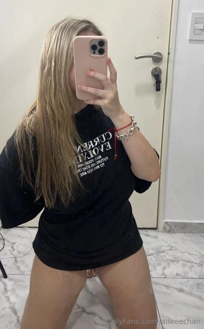 I hate my ex so much but his shirt feel so comfortable lolll part 1 