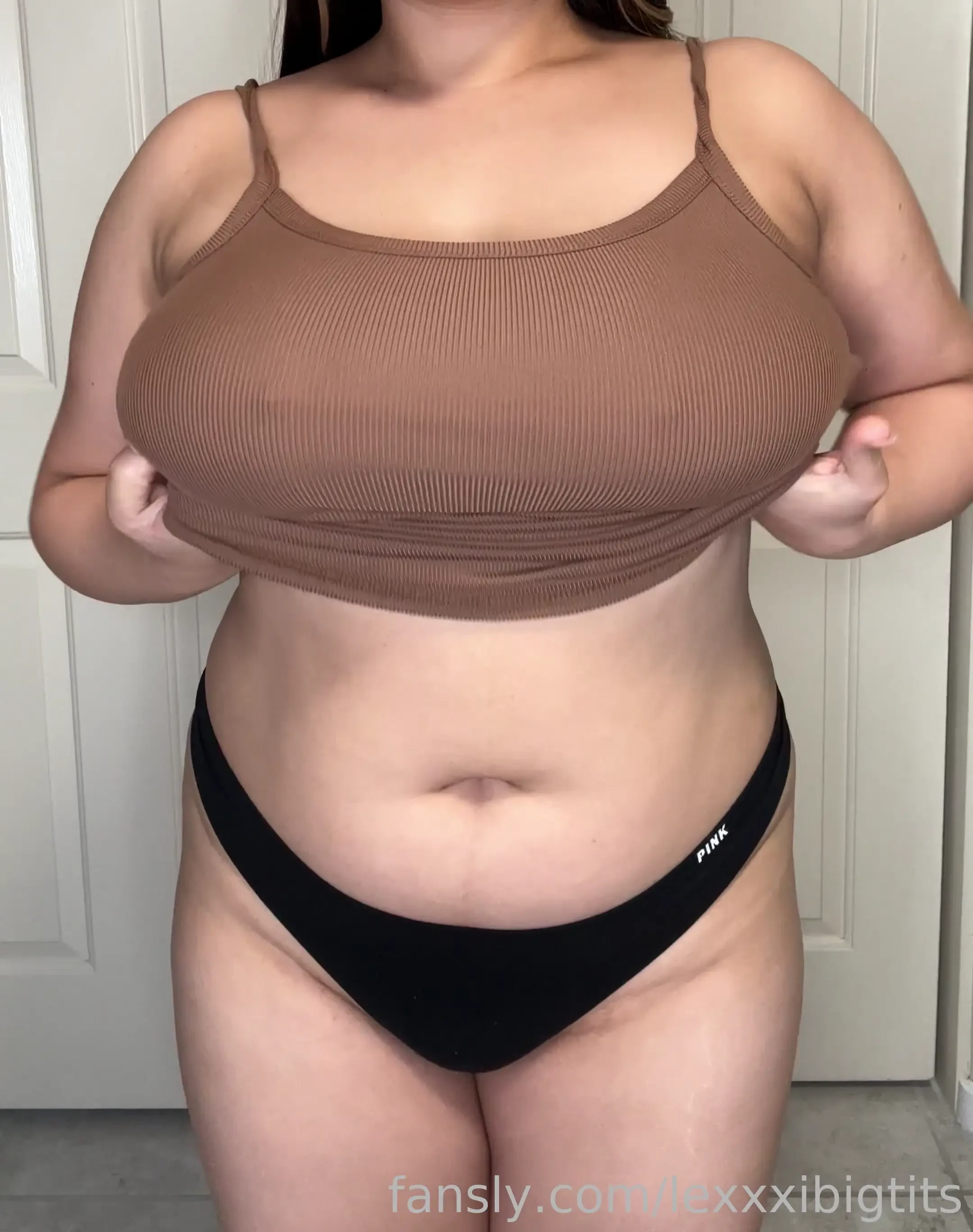 Which outfit do you like the most part 9 