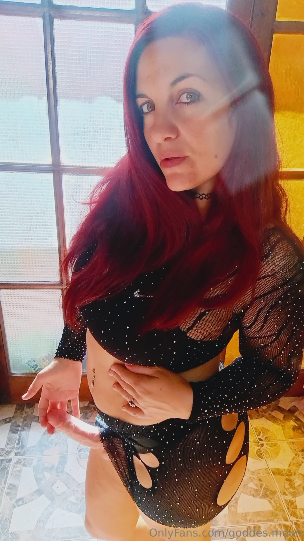 If you are worthy of me of being supported by my strapon of licking my 