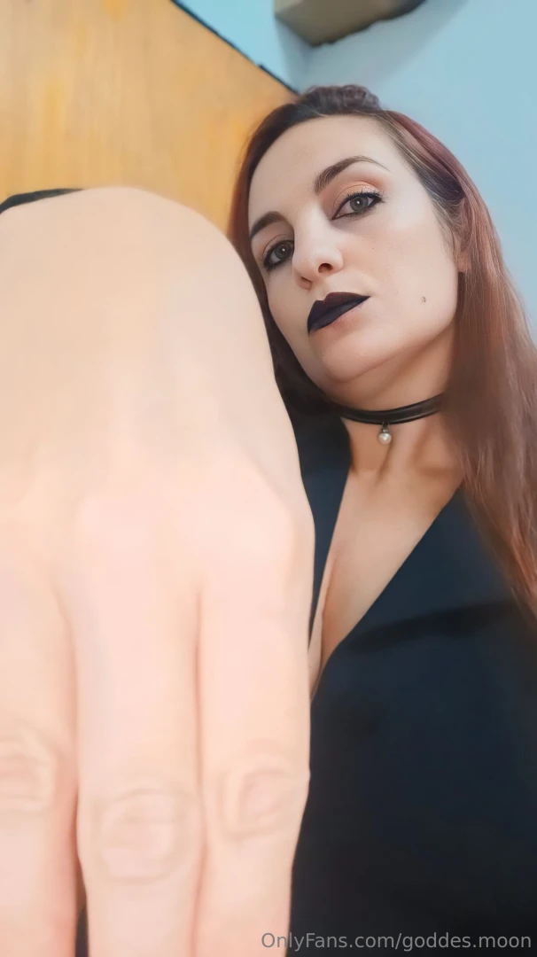 You don t come here just to follow the profile of a goddess only 