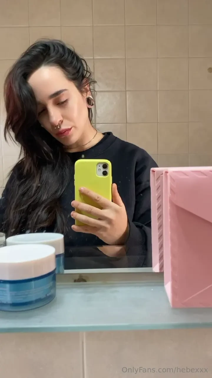 Is this an i m ready to suck your dick face or what 