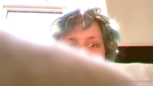 Rough day in need of a squirmy snack