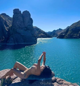 Lost on my rock helppp part 1