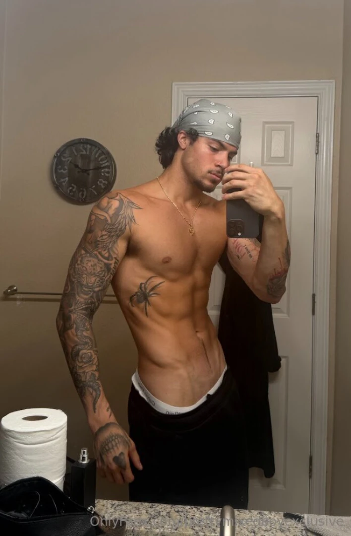 Dropped in to say hey ended up flexin a bit too 