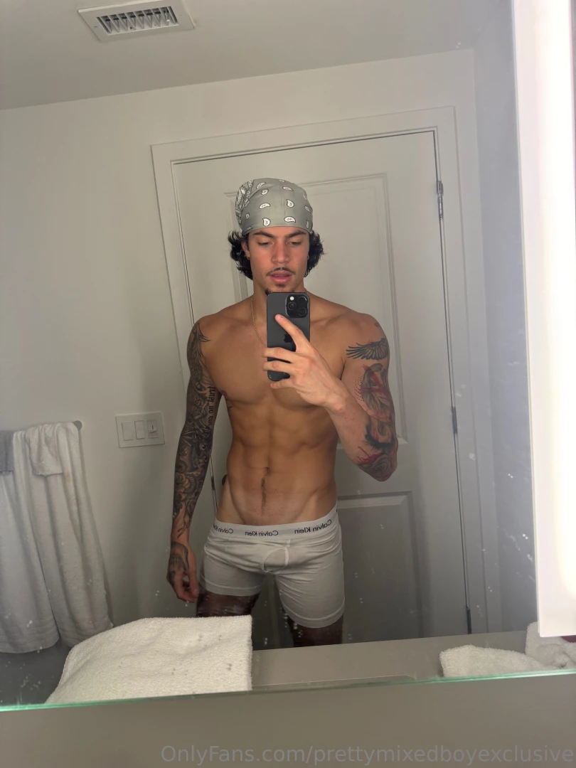 Told ya i was gonna spoil you check what i left in your dms yesterday 