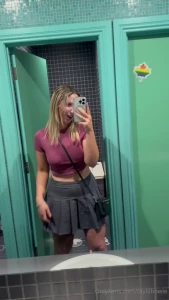 Just havin a lil dance while out hahah and yes i have bandaids on me