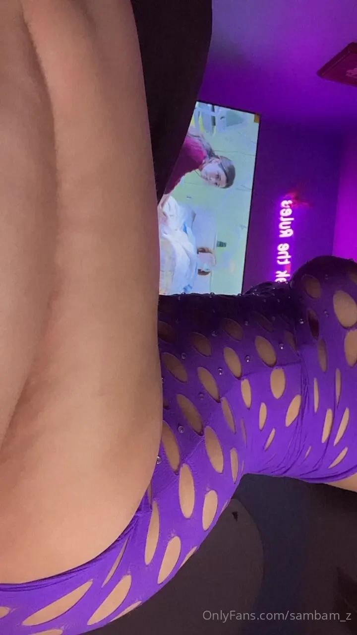 Hmu to buy my videos 