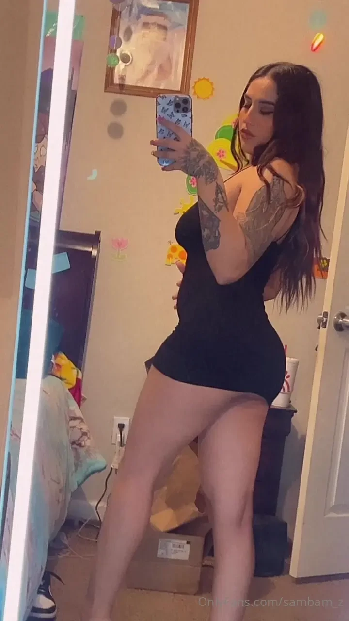 One thing i don t like is when y all be all in my messages like omg i 