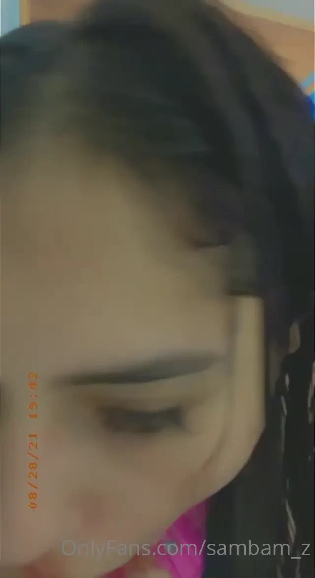 Ahhh i look so fucking hot sucking my dildo but i wish it was dick 