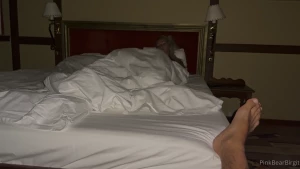 My h isillan keskin inen masturbaatio joka p ttyy seksiin ja