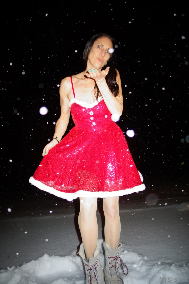 Merry christmas loves have a very naughty day 