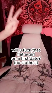 That vid was popular so here s another version lt 333 perkynipples
