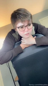 I haven t used my black dildo in a while and i missed him part 1