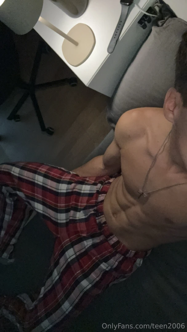 Who wants to lick me part 2 