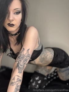 Short skirt and beautiful pussy views part 3