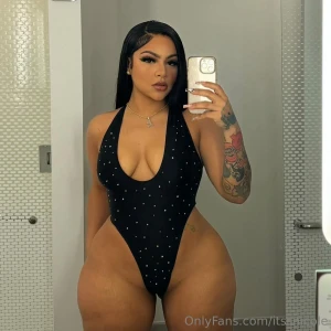 Good girls play nice i prefer to play naughty