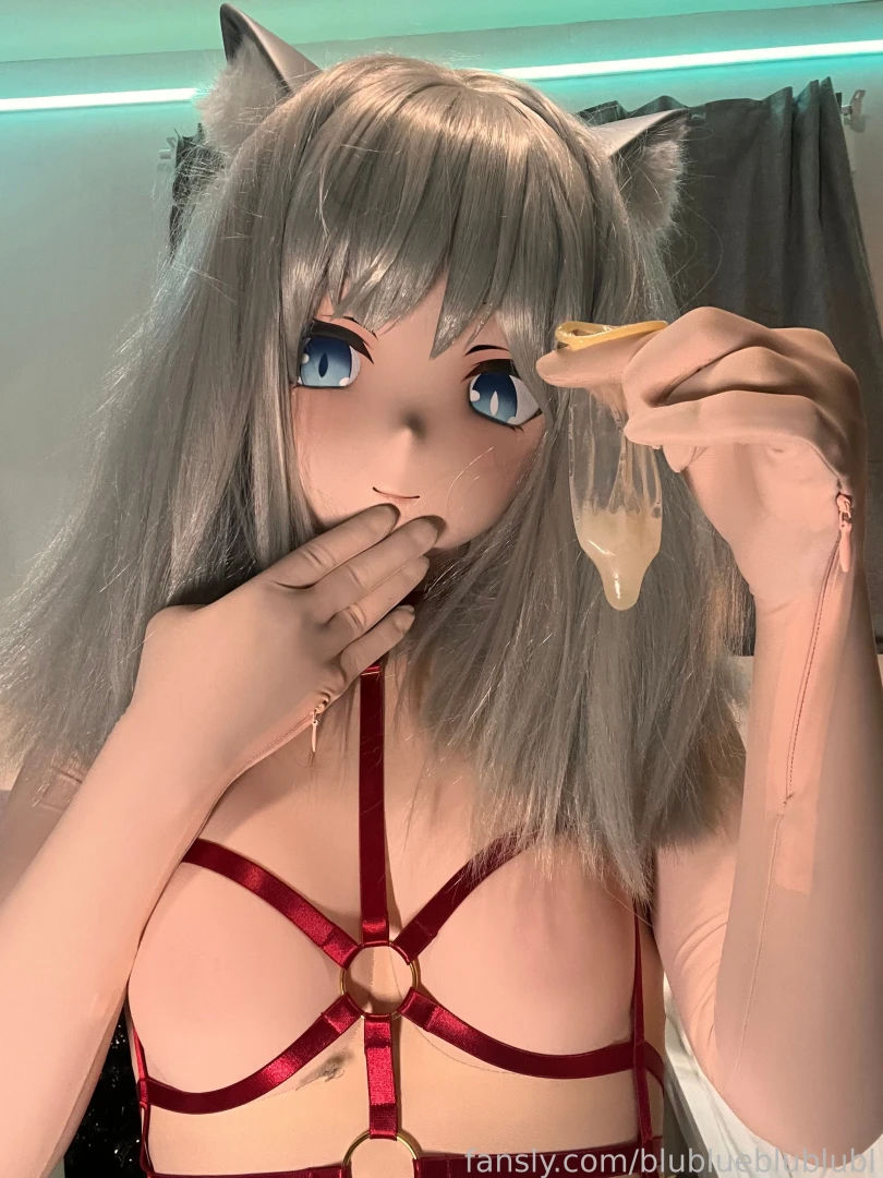 What is that i am too shy to see that kigurumi tail part 1 