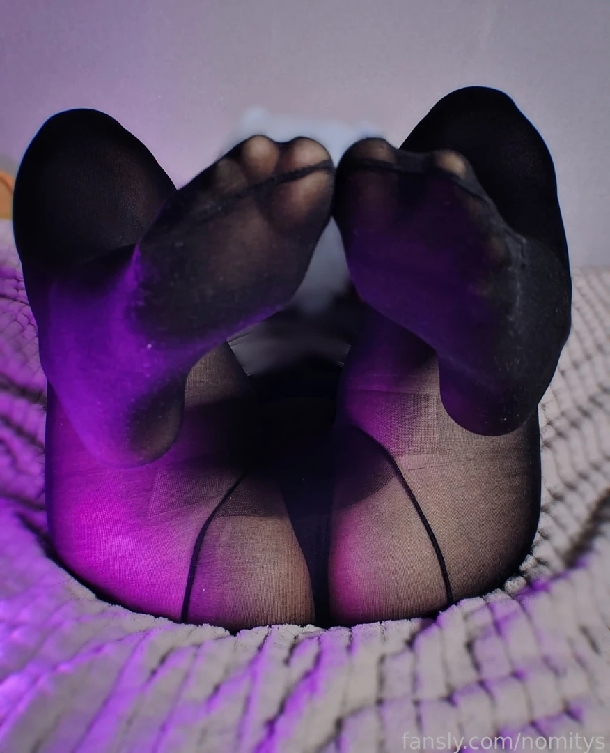 What do you think fyp ass tights pantyhose panties soles footfetish part 4 