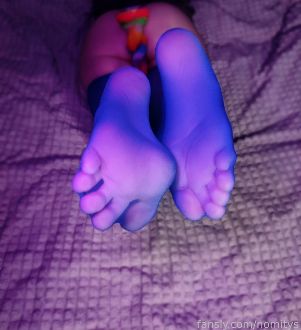Some feet from my twitter feet footfetish foot nylons nylon dildo fyp part 3 