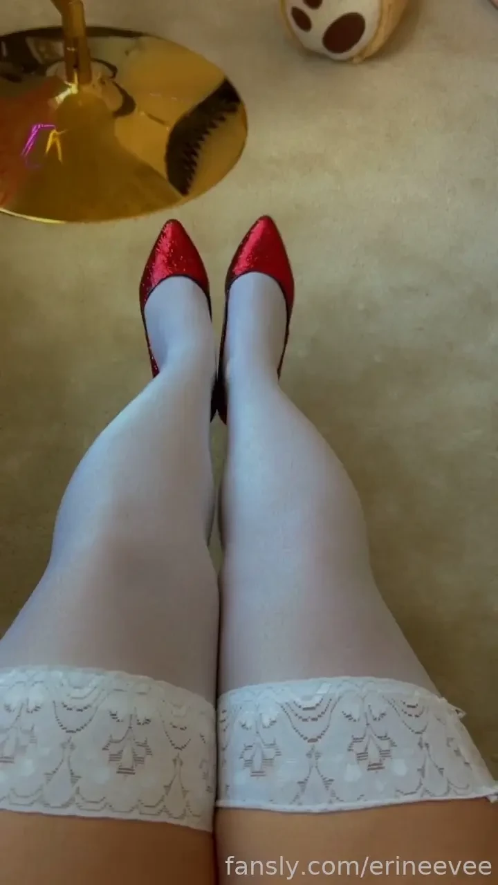 There s no place like home over 10 minutes of hot uncensored solo part 4 