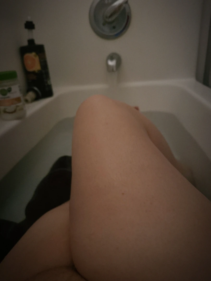 Head hurts so bad but i will prevail hiiii what kinda stuff would you 