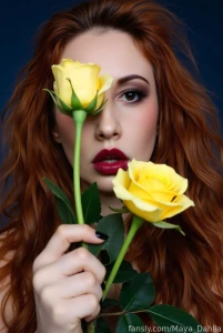 Do u like roses redhead femdom goddess roses hot milf gfe custom cei
