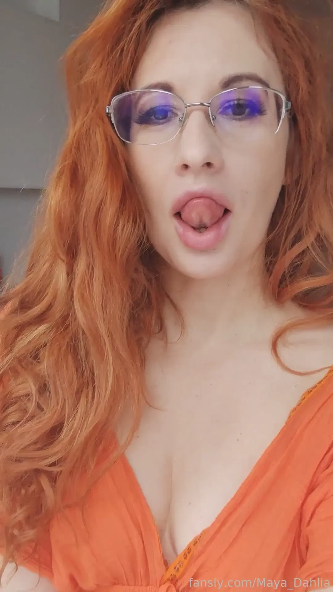 Sweet kisses redhead lips ass cuteface squirting bdsm tits 