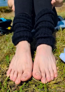 Fresh from the trail - clean sun-kissed toes up close