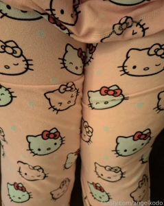 Fyp cute pajamas femboy crossdresser girly feet small gay lgbtq thighs